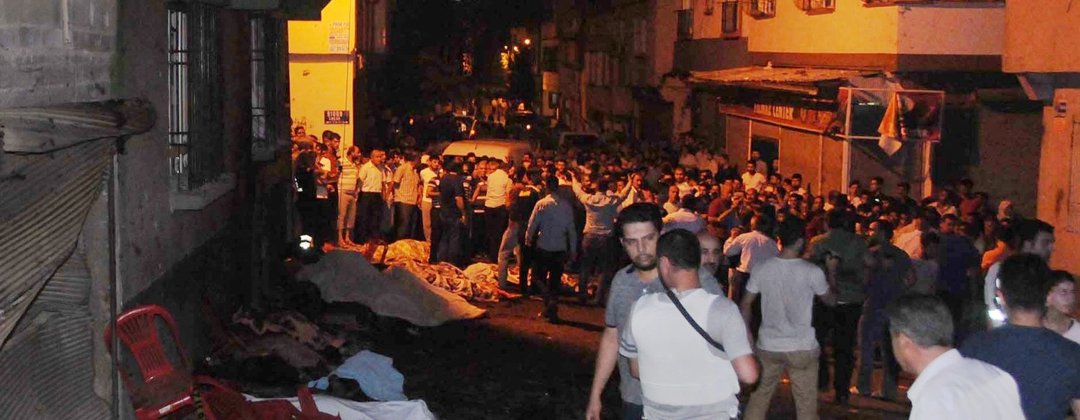 Condenamos ataque terrorista durante um casamento em Gaziantep, Turquia